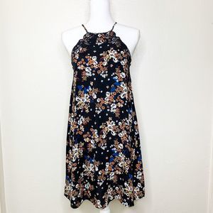Kendall & Kylie Floral flowy sleeveless dress. XS